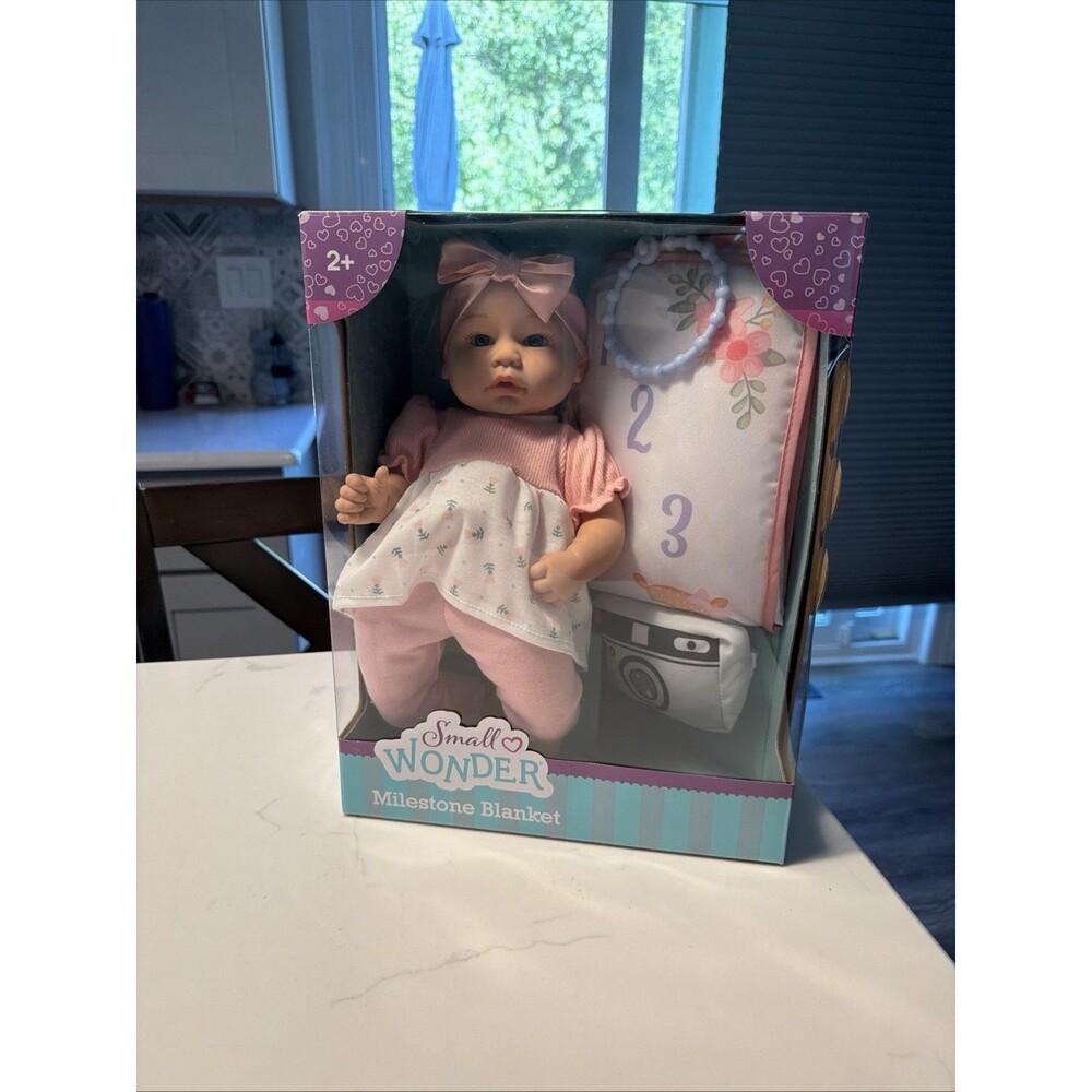 Madame Alexander Small Wonder 14in Milestone Blanket Baby Doll New Box Toy Set